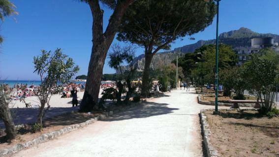 Near The Beach ปาแลร์โม ภายนอก รูปภาพ